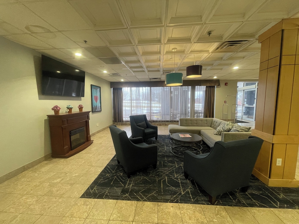 Suburban Studios East Syracuse Carrier Circle