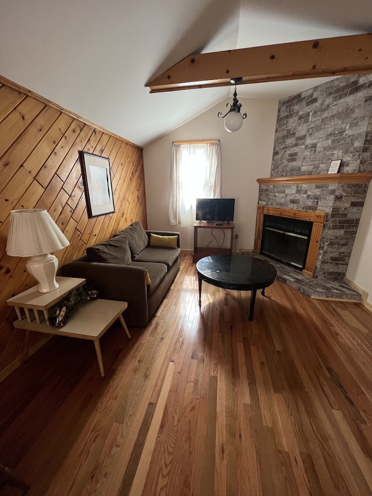 Cold Spring Lodge