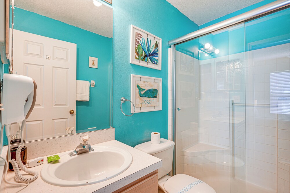 9 Mi to Walt Disney World: Family Home w/ Pool!