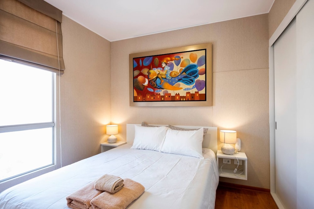 Ur Place Rentals - Modern 3bdrm, Swimming Pool And Gym view 2
