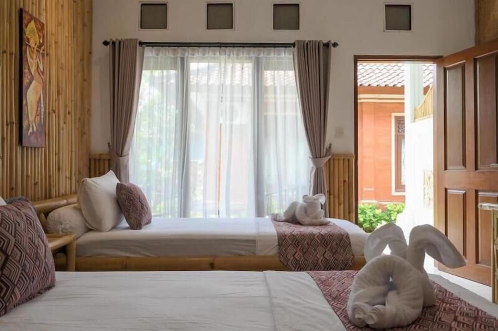 Villa Tiga Naga Sanur