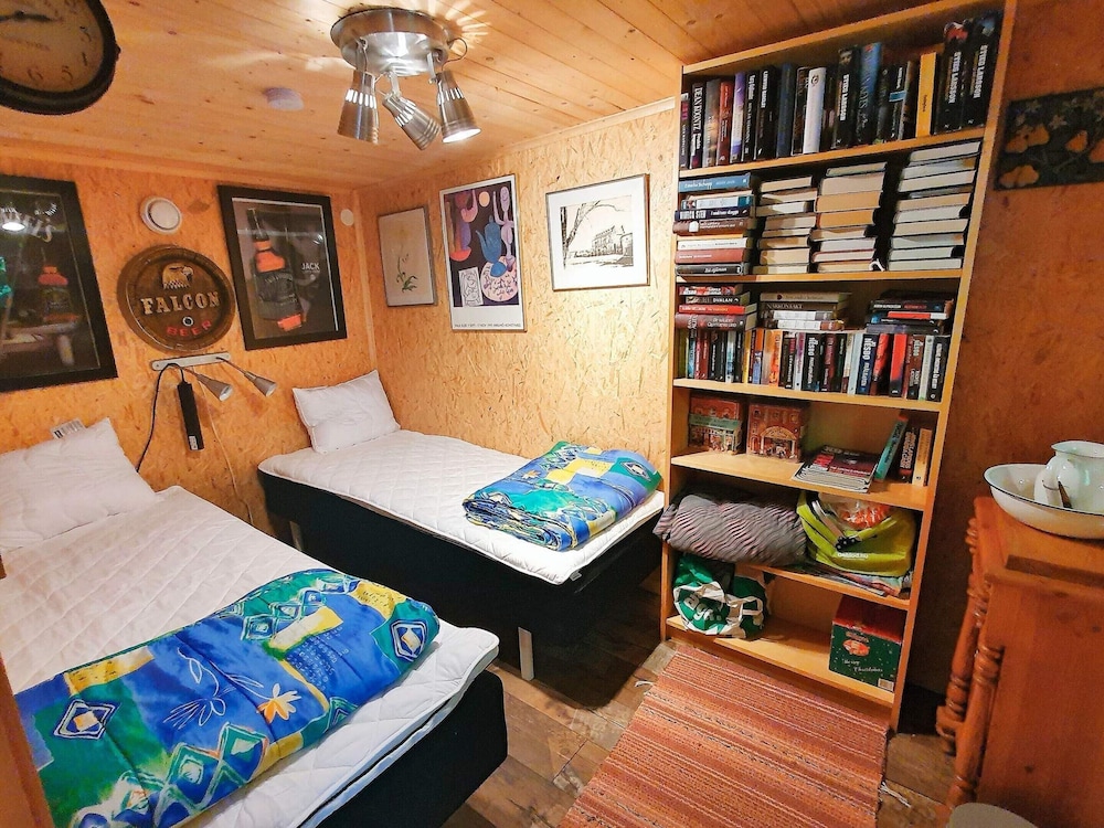 Photo 8