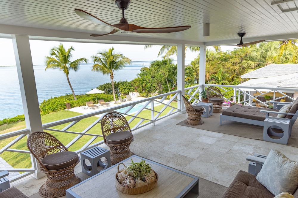 Beehive Harbour Island. Luxury Dream World On The Bay. Private D 5 Bedroom Home
