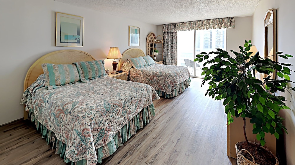 South Hampton 506 2 Bedroom Condo