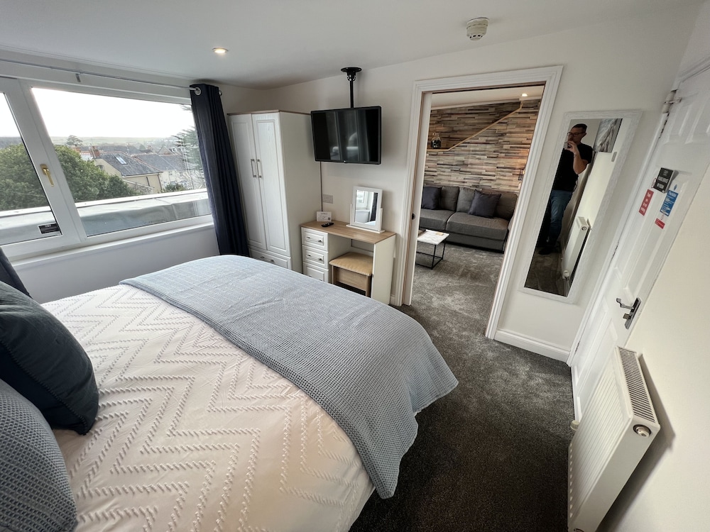 Coach Guest House
