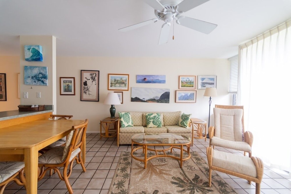Turtle Bay Sea Shells**ta-154567065601 1 Bedroom Condo by RedAwning
