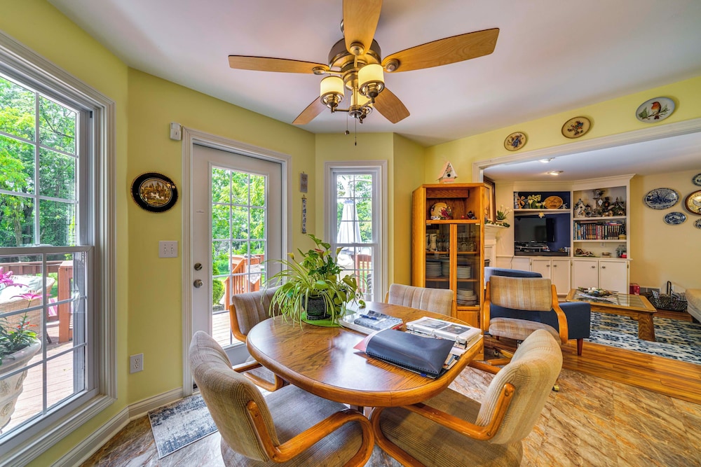 15 Mi to Louisville: Family Home w/ Private Yard!