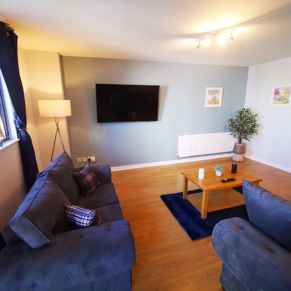 2BR Spacious City Centre Apartment view 3