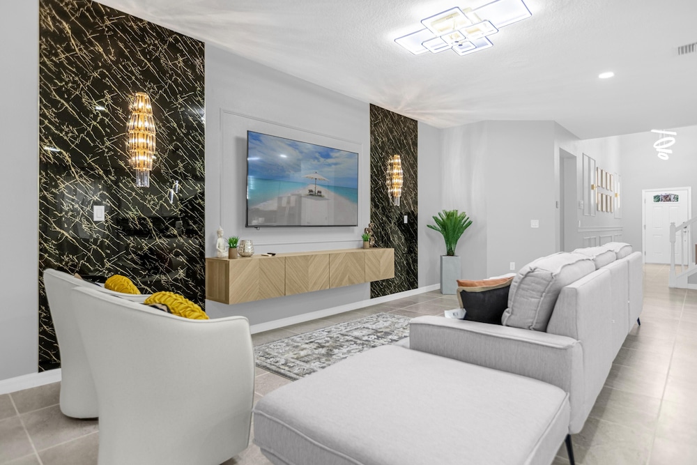 8881 QL Serenity Haven Luxurious Disney World