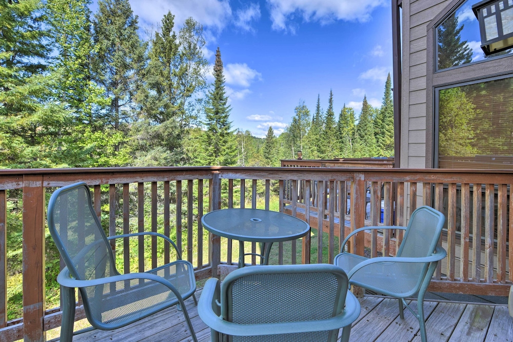 Cozy Alpine Escape: Ski-in/out at Lutsen Mtns view 4