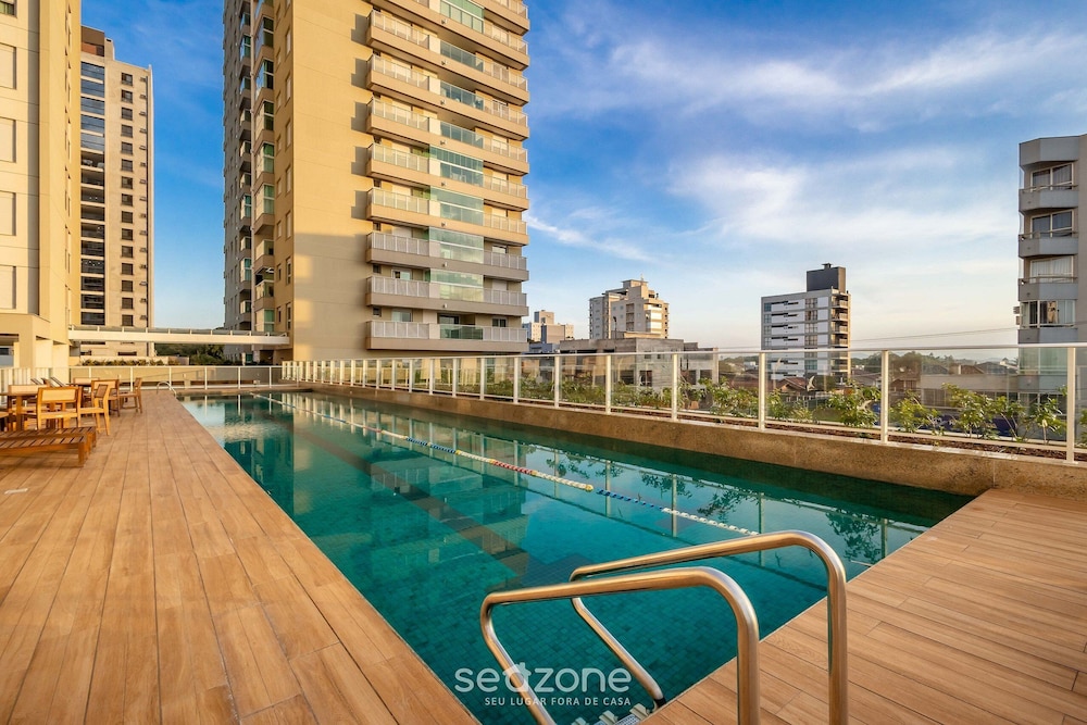 SHC - Condominium With Pool 50m From the Beach in Picarras