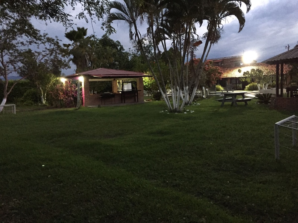 Photo 28