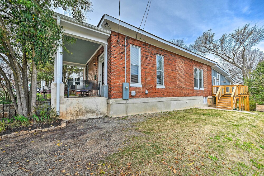 Historic 'watson' Brick House w/ Private Deck! view 3