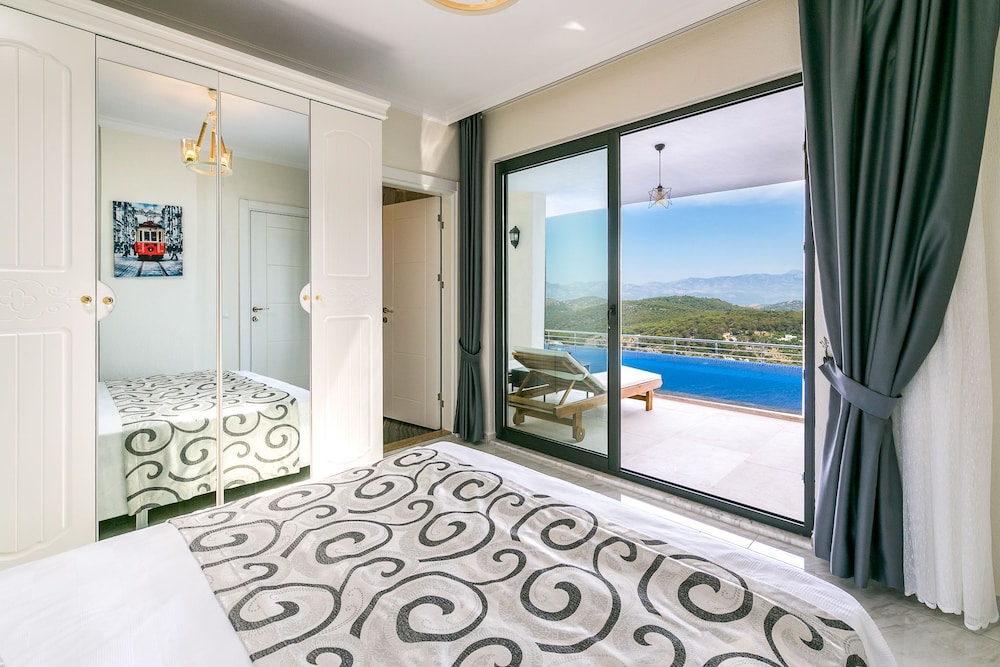 Villa Excellence-Hill Villas Kalkan view 2