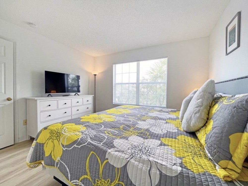 Endless Summer 6 Bedroom Home