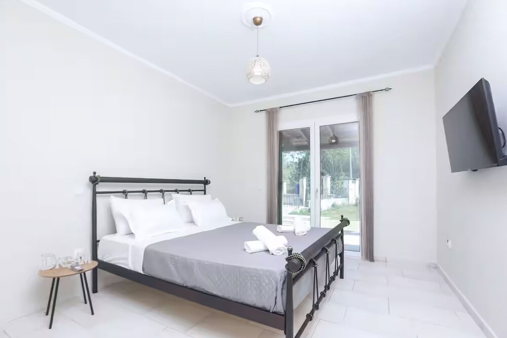 Elite Villa Ena in Ano Korakiana