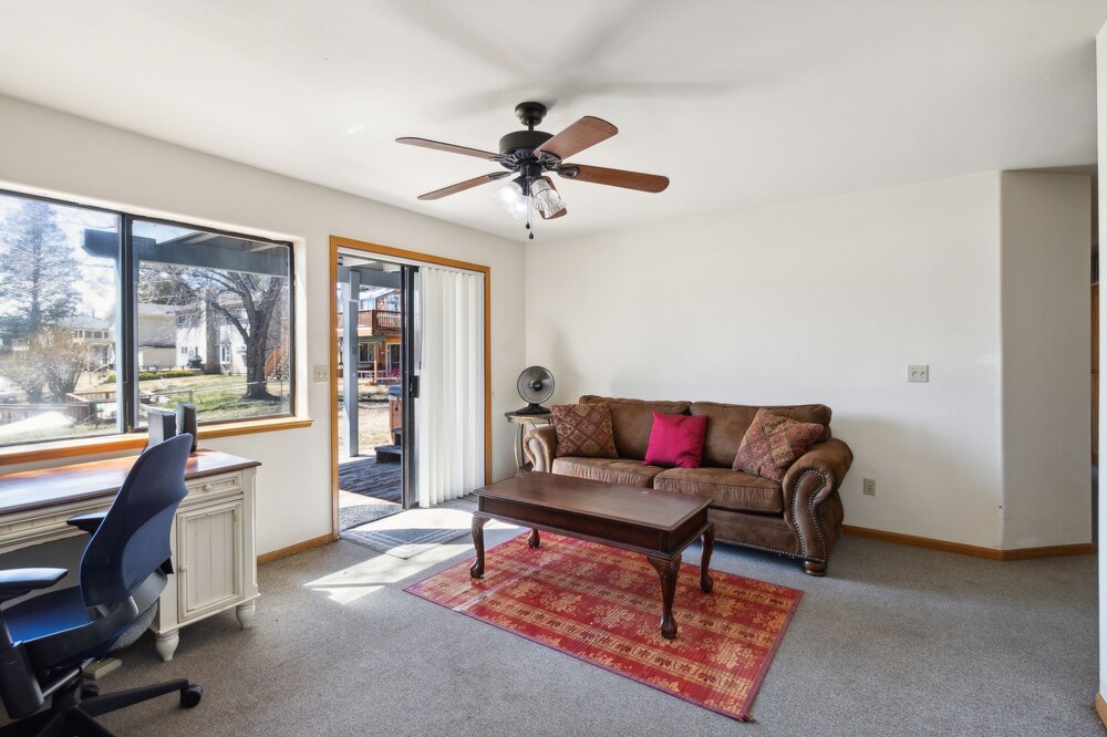 Tranquil Tahoe Retreat With Hot Tub 3 Bedroom Home by RedAwning