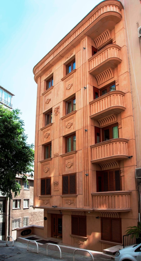 Lir Residence Suites - Image 25