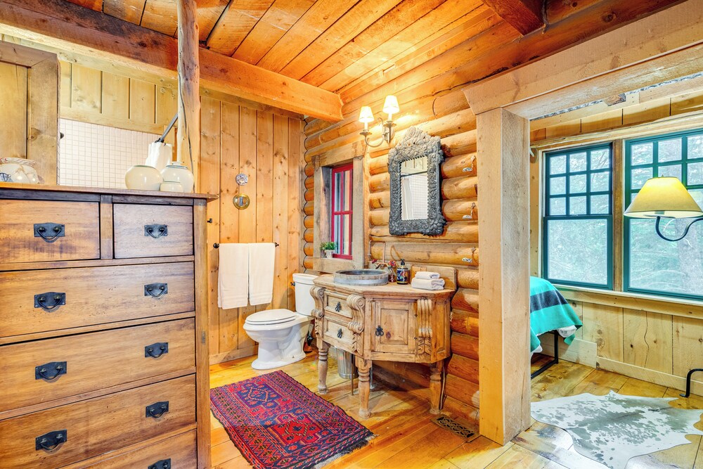 ~ 13 Mi to Main St: Park City Cabin w/ Mtn Views!