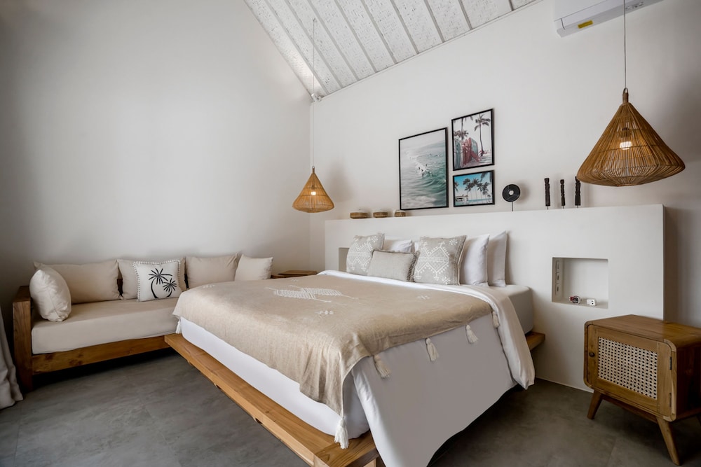 Villa Makena by Alfred in Bali - Stunning Tropical 6BD Villa Near the Beach