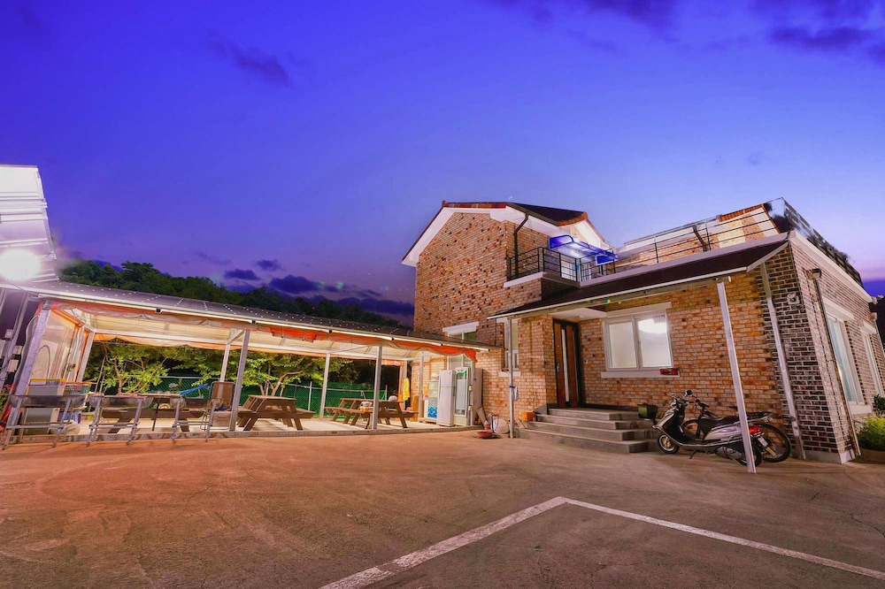 Samcheok Greenhyang Pension view 4