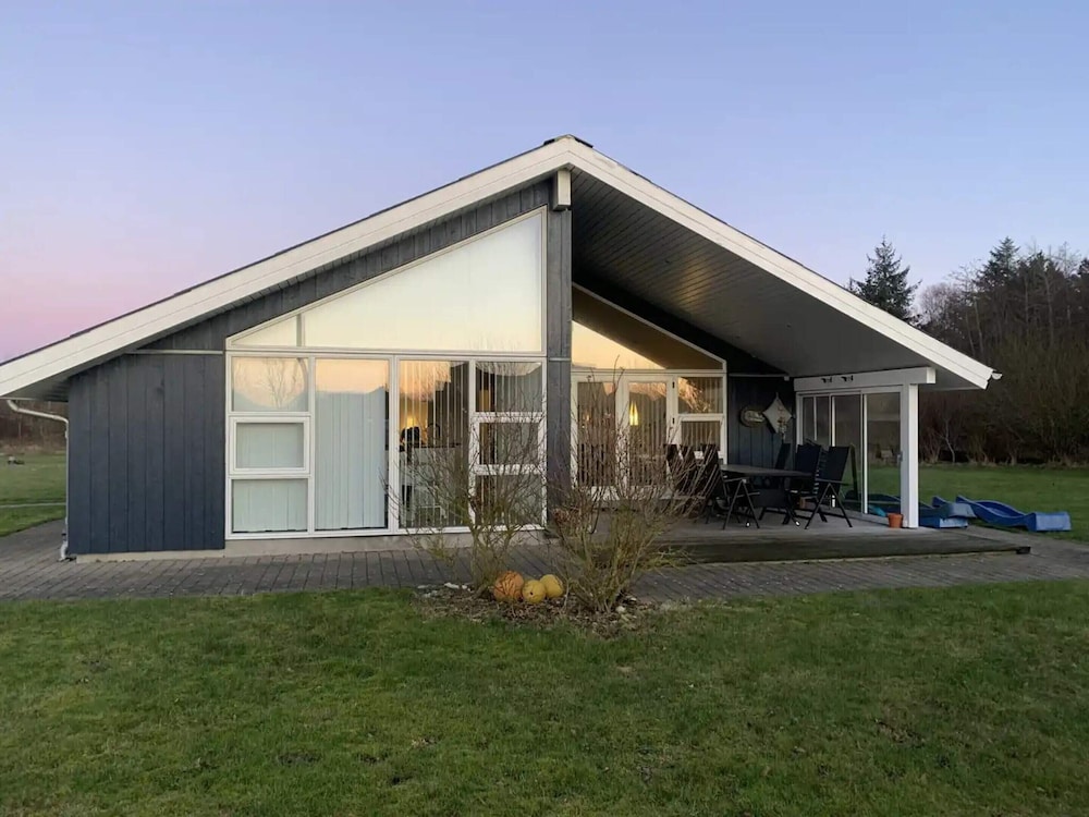5 Star Holiday Home in Brovst