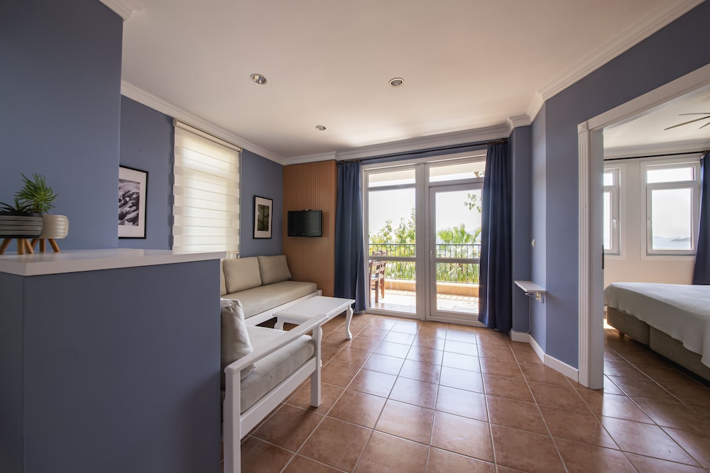 Kapalua Ridge Villa 114 Gold Ocean View - Image 2