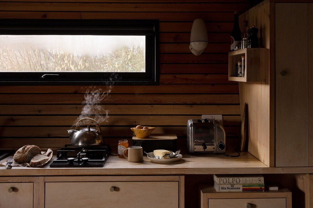 Unique Cabin Wrapped in Beautiful Welsh Scenery
