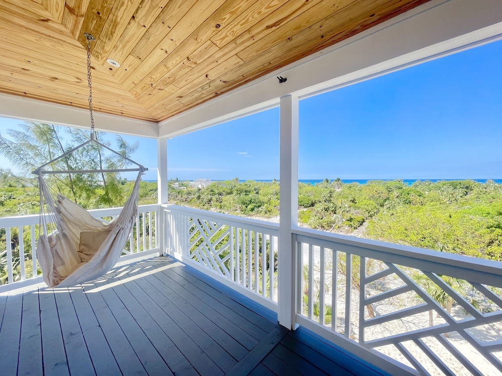 The Better Life & Cottage 5 Bedroom Home