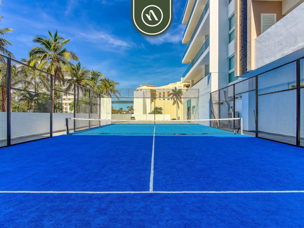 New 2 BR Condo One Street From Beach - Pool - Gym