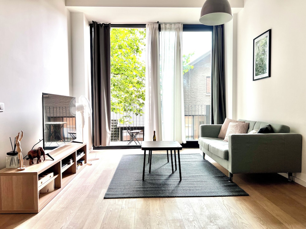 Spacious Loft Instant Favourite Up to 4