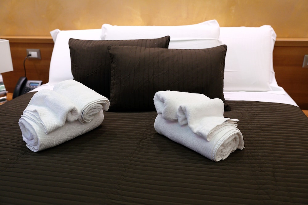 Mirko Luxury Inn