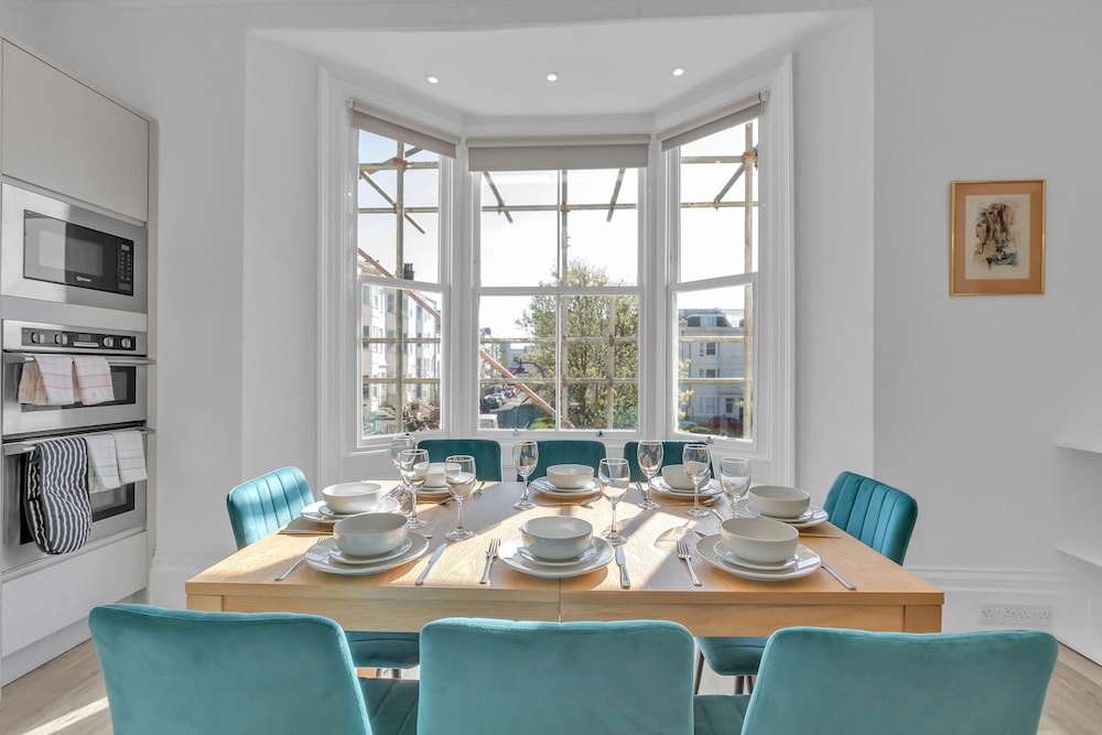 City Chic Townhouse By My Getaways