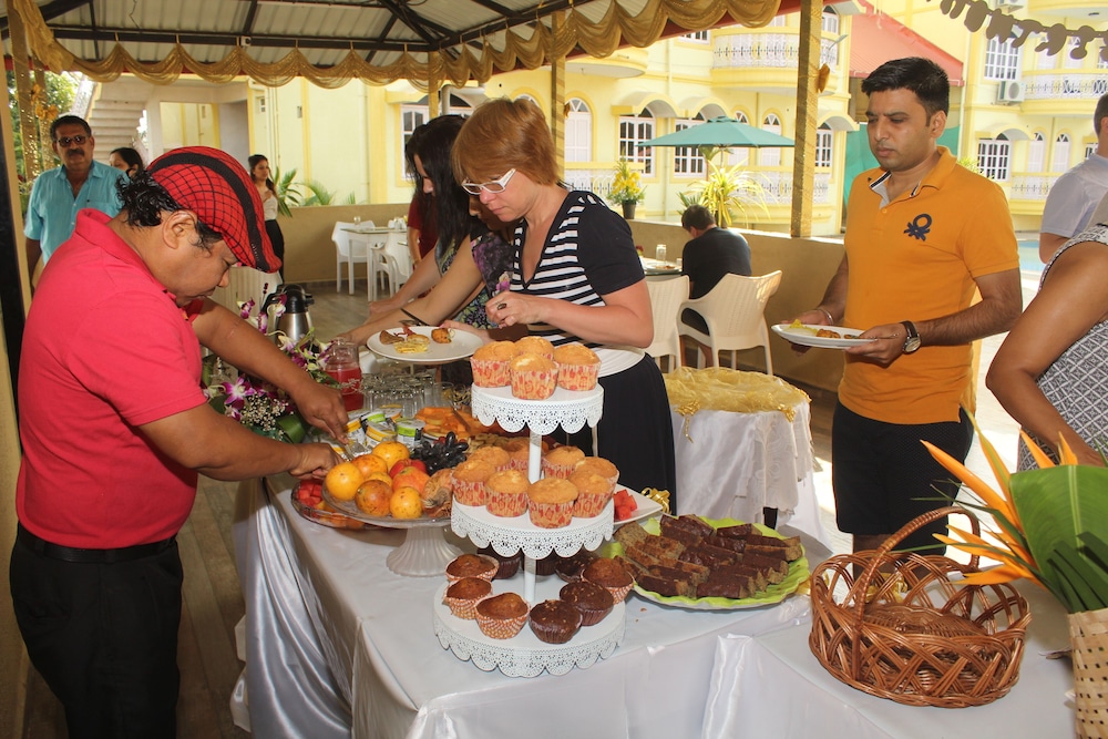 Praia Da Oura - Boutique Resort