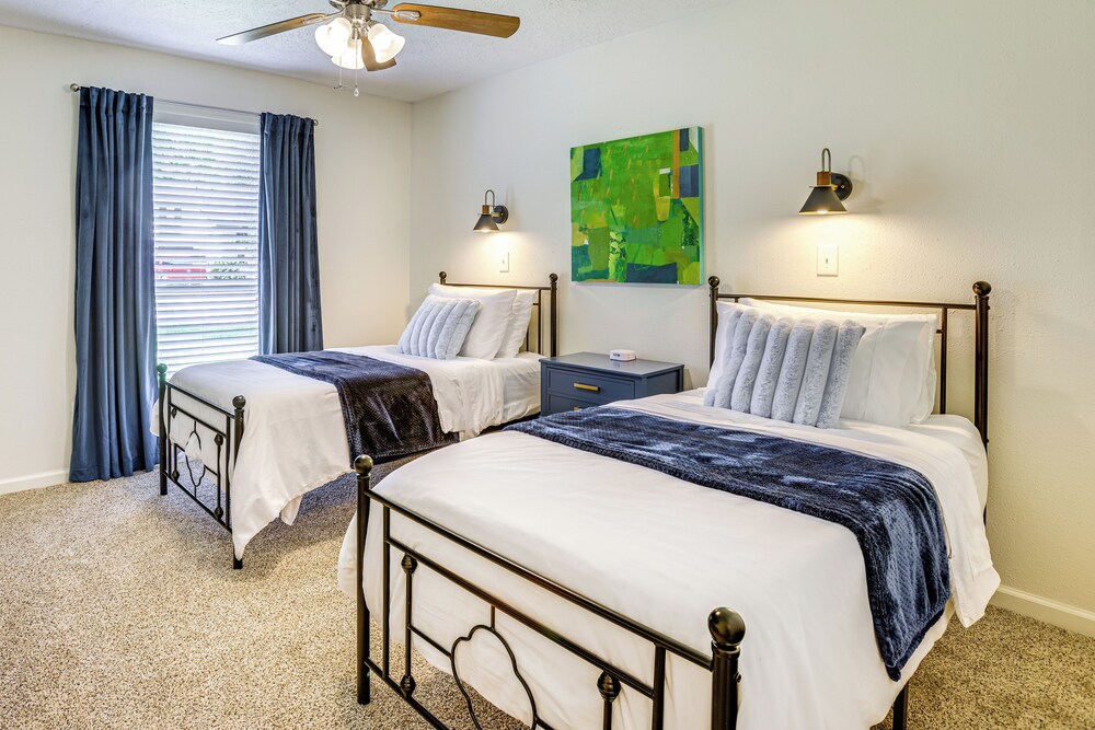 5 Mi to Lake Houston: Family Home in Humble