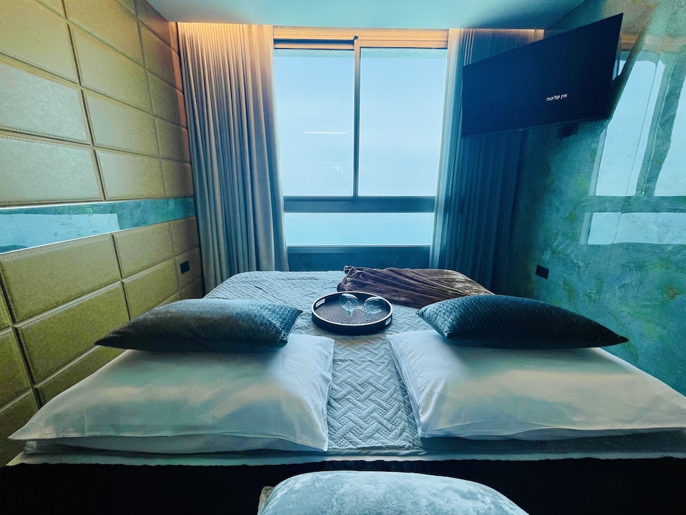 Carmel Holiday Apartments