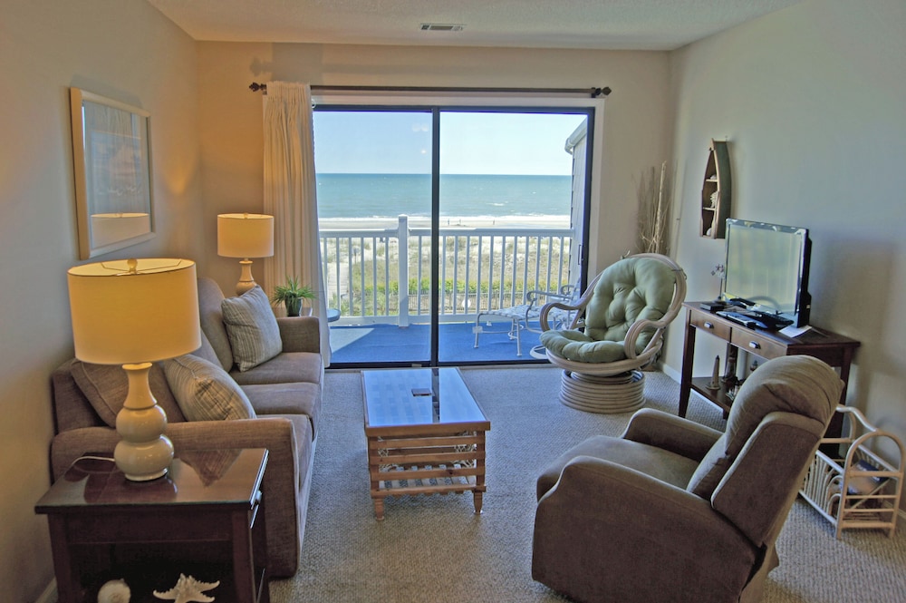 Sea Cloisters 303e