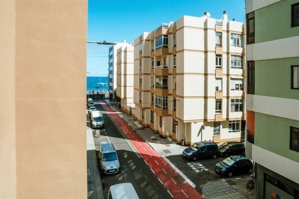 Alterhome Churruca Canteras Beach view 3