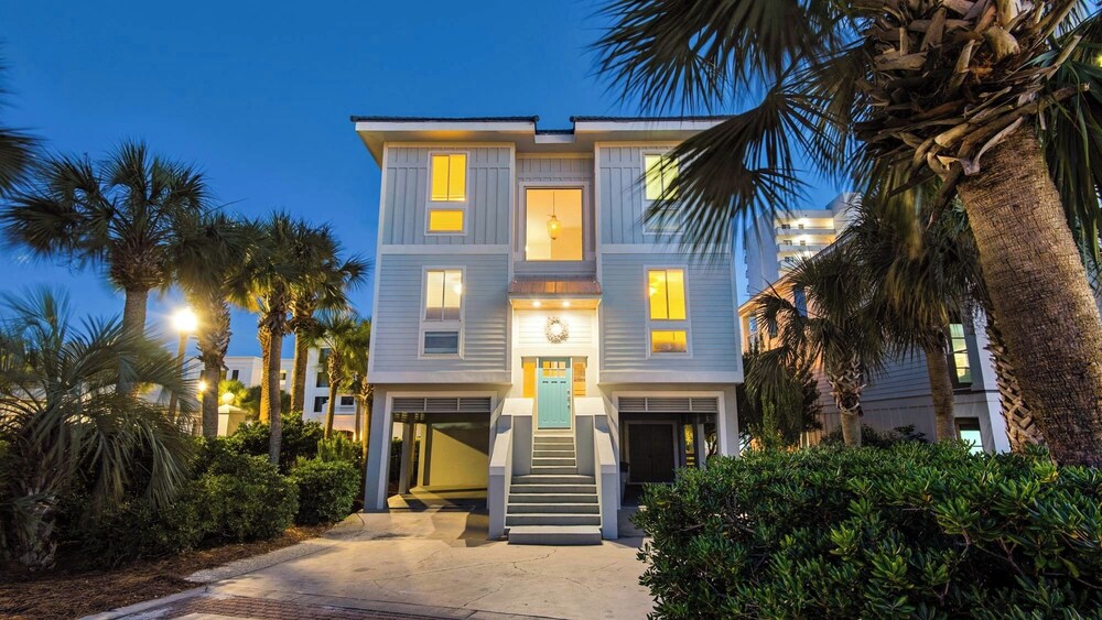 Luxurious Gulf-side Living in Santa Rosa Beach!