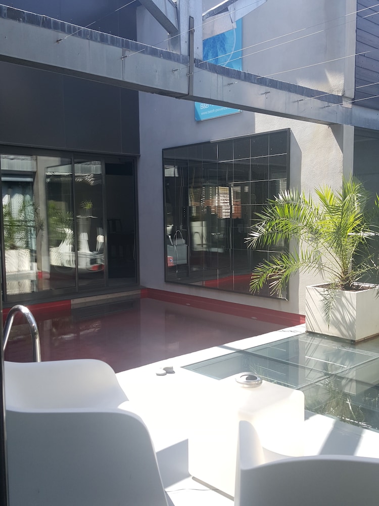 Be Loft B&B Pool & Spa