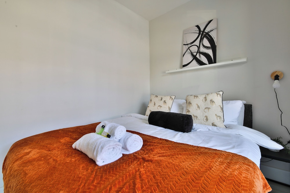 2Bed Flat Near City Centre view 5