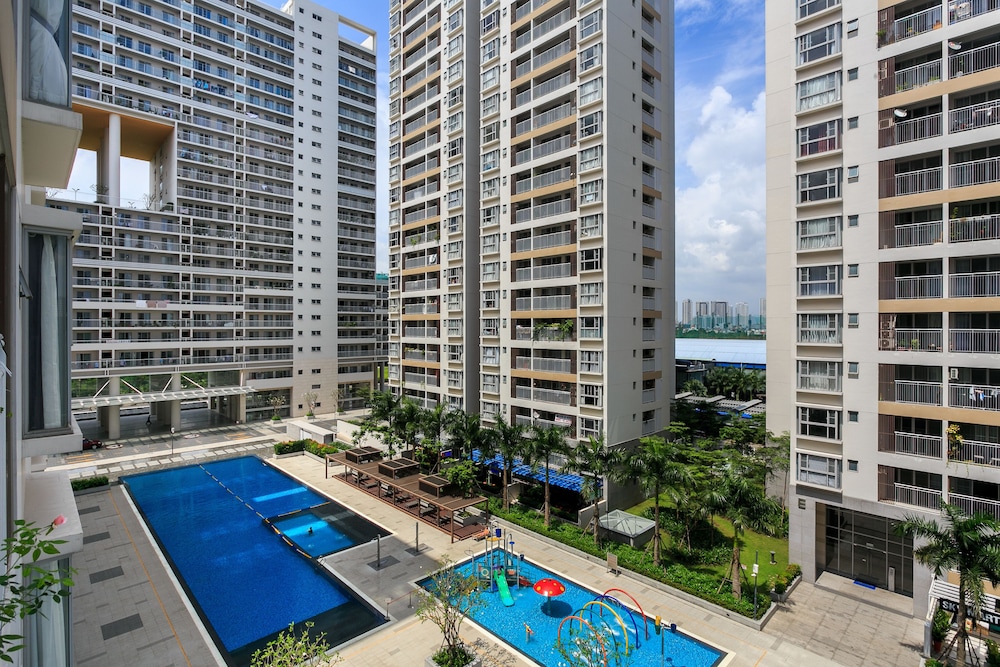 Jennifer Apartment Luxury 2BR SW Pool