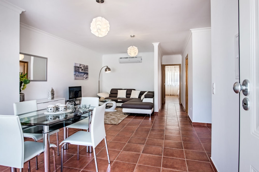 Santa Luzia Residence by MarsAlgarve