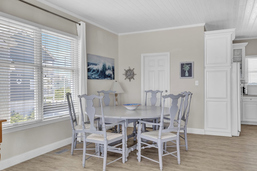 Topsail Escape by Topsail Realty