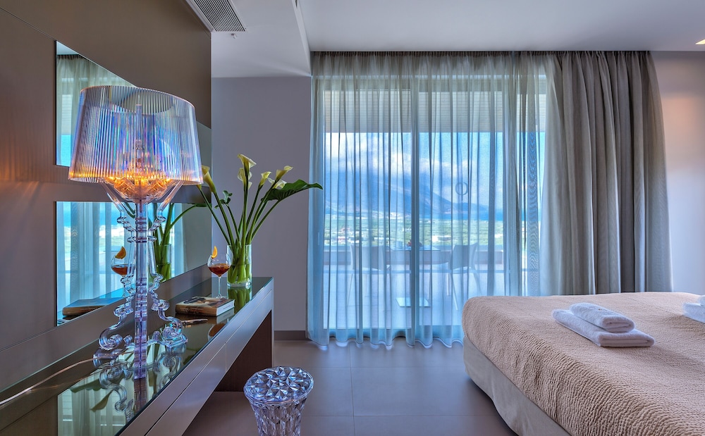 Youphoria Villas