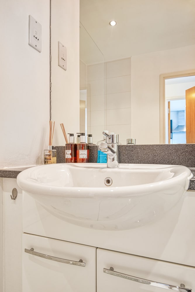 Adriatic One Bed and Bath Apartment