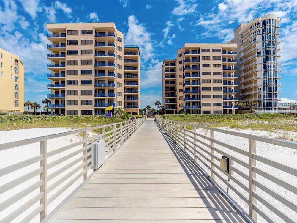 Four Seasons #701E by Southern Vacation Rentals