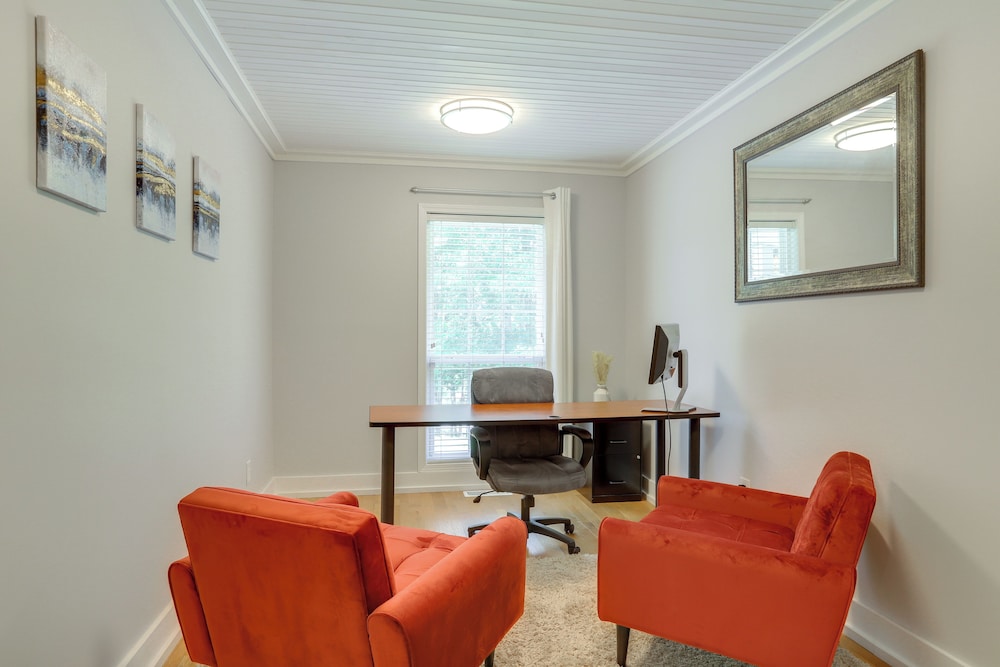 Ideal for Reunions & Retreats: Brooks Getaway!
