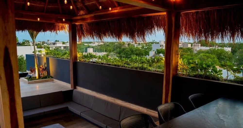 Boho Chic Style Cozy Great Located Roof Pool