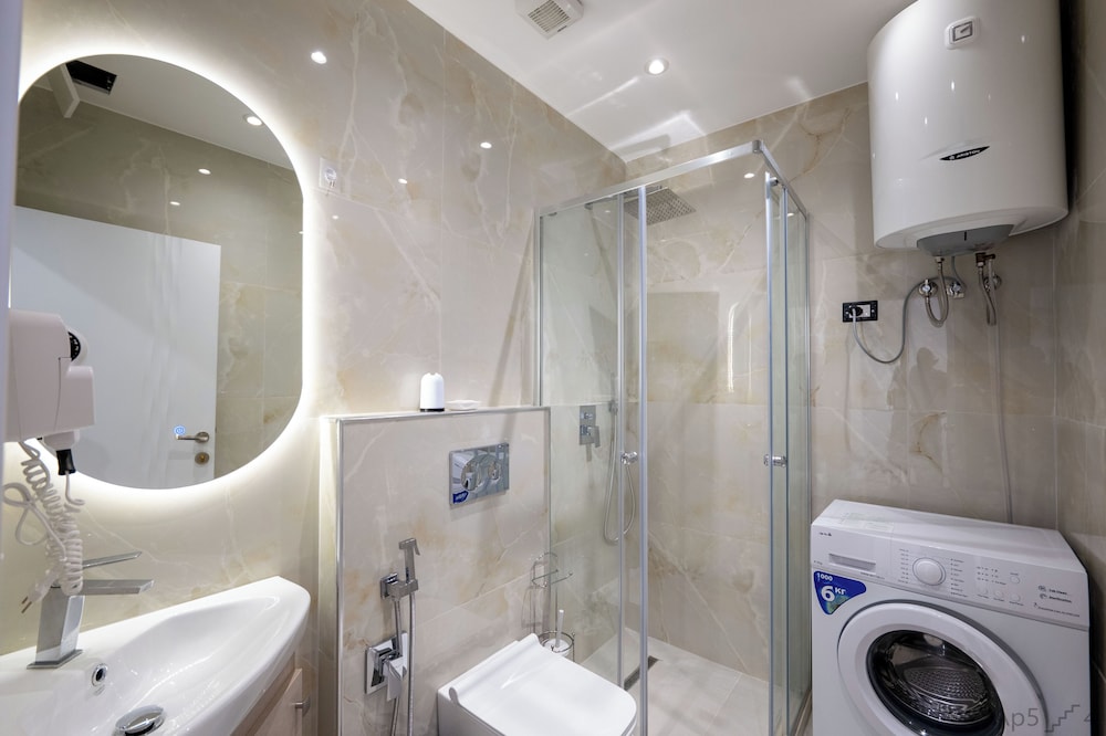 Al Mare Rooms - Sarande
